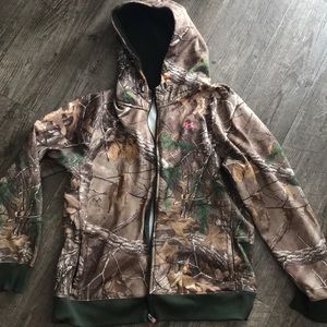 Camo Under Armour zip up